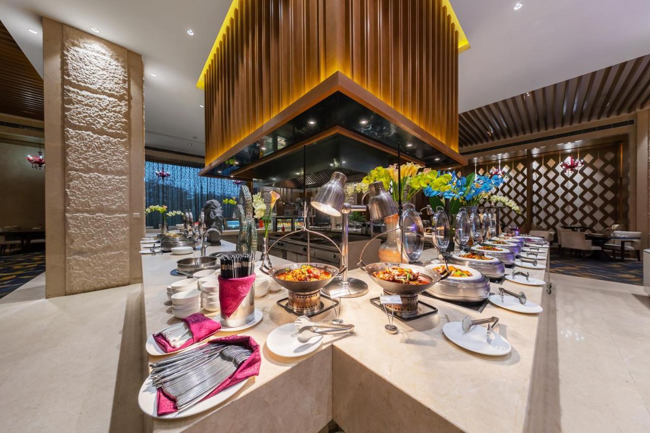 Movenpick Hotel Enshi Exterior foto