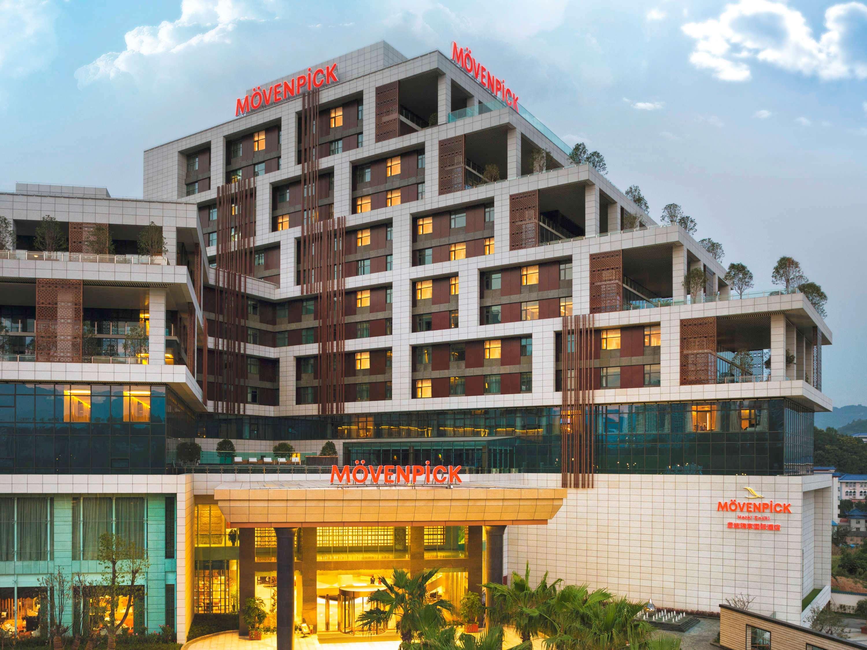 Movenpick Hotel Enshi Exterior foto